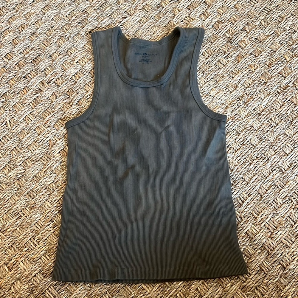 Barely Worn, Brandy Melville High-Neck Tank top!! Perfect for summer!